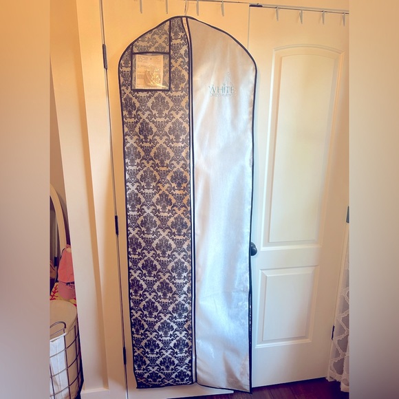 NWT Lillian West sweetheart mermaid lace size 8 wedding gown in champagne/ivory. - Picture 13 of 15